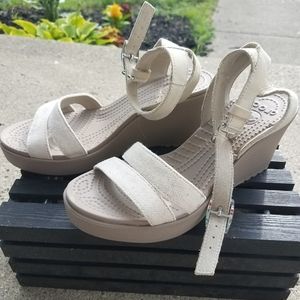 Croc Women's Leigh II Wedge Sandal